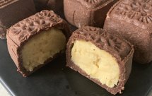 生酮月饼：巧克力鹰嘴豆泥馅