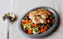[能量食堂]invigr悦型原创食谱-可当一顿正餐的 鹰嘴豆甜虾沙拉