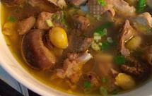 墨鱼干菌白果炖鸡