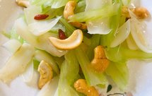 纯素美食｜西芹百合炒腰果