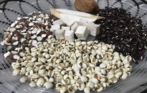 超级祛湿的赤小豆薏米芡实陈皮水