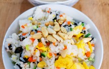 海苔松子蛋炒饭+五谷豆浆